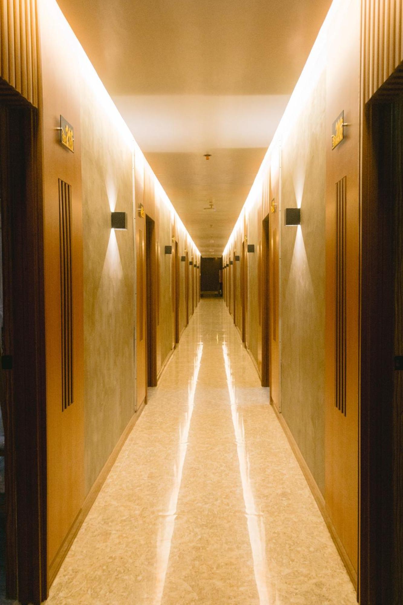 Shine Boutique Hotel Tagum Buitenkant foto