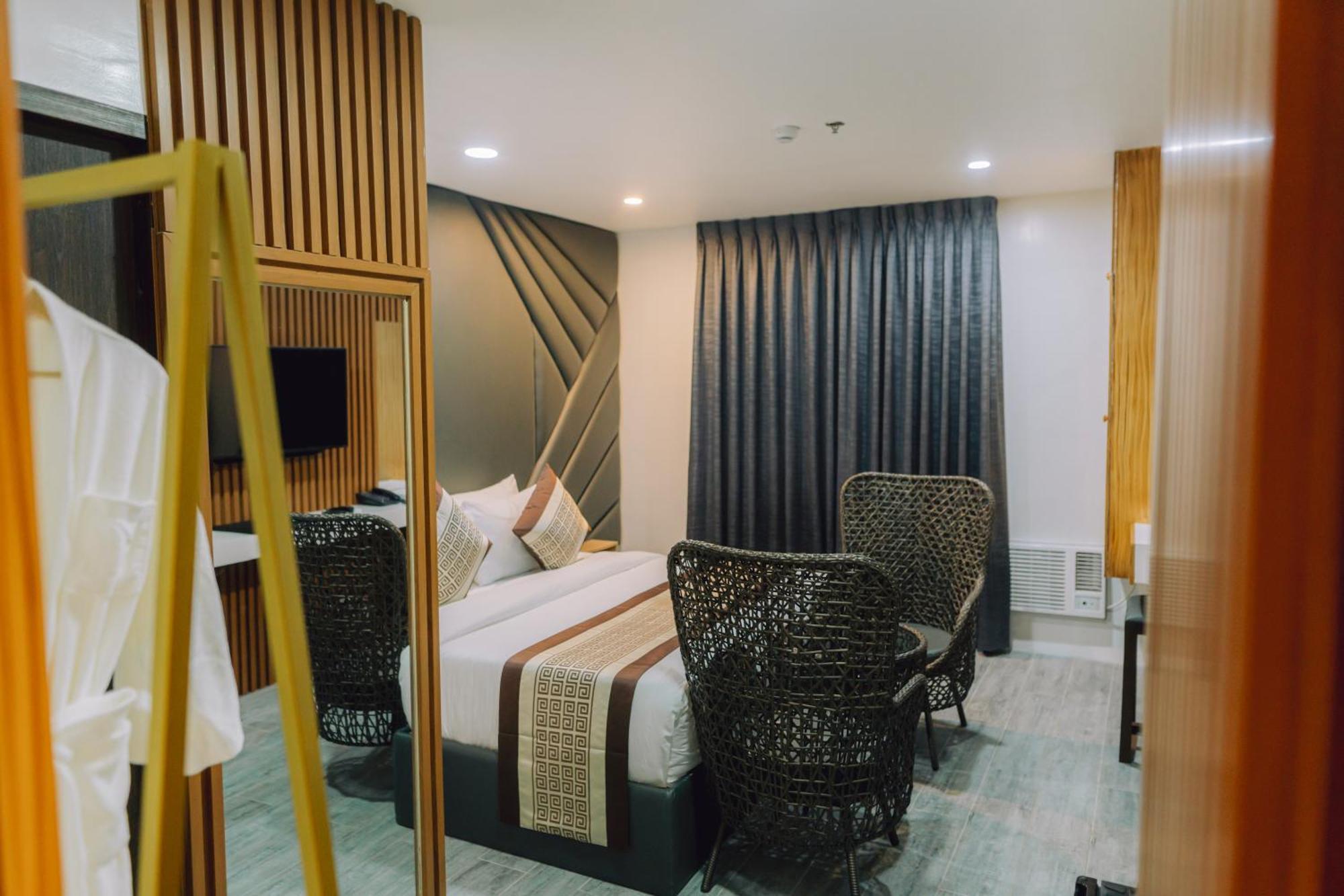 Shine Boutique Hotel Tagum Buitenkant foto